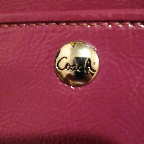 Coach wristlet - Picture 3 of 6